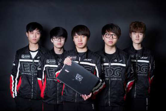 到如今效力 到如今效力